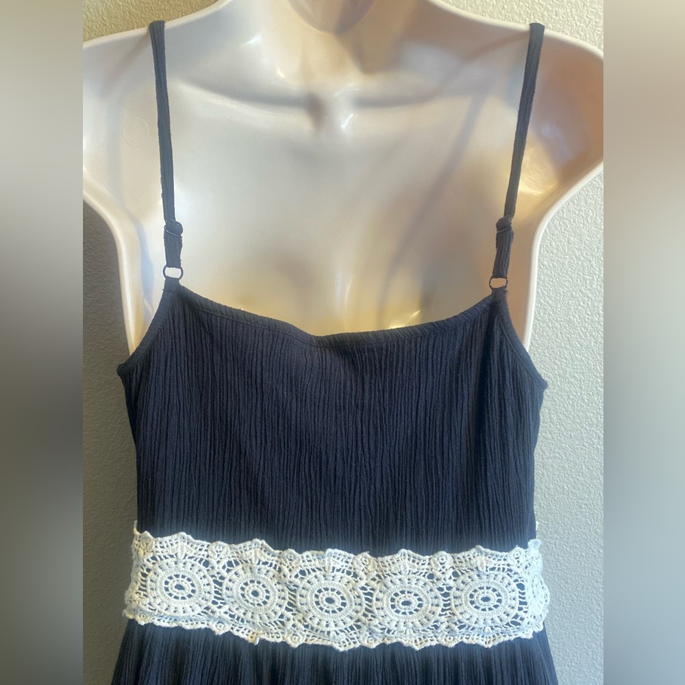 Hot Topic black crochet dress - Picture 5 of 9